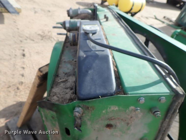 image for item FF9278 John Deere 9500 radiator assembly