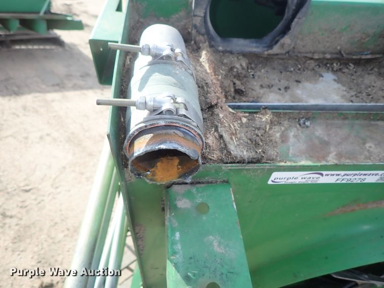 image for item FF9278 John Deere 9500 radiator assembly