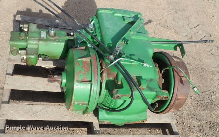 image for item FF9280 John Deere 9500 hydraulic drive