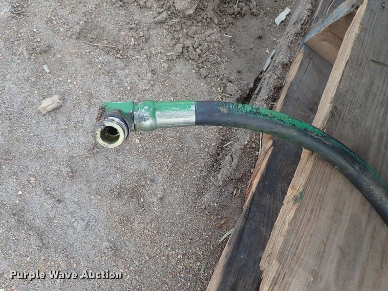 image for item FF9281 John Deere 9500 chaff spreader