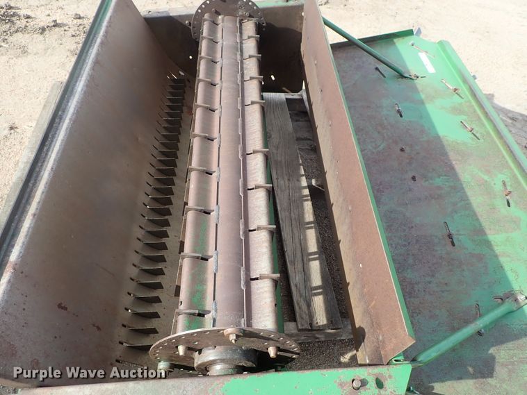 image for item FF9282 John Deere 9500 straw chopper