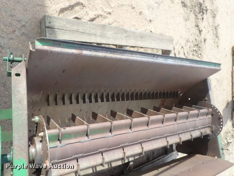 image for item FF9282 John Deere 9500 straw chopper
