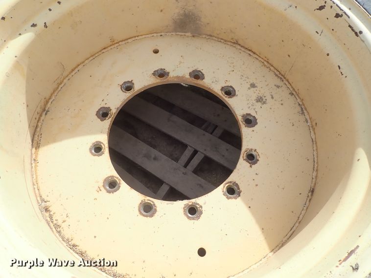 image for item FF9287 Goodyear 24.5-32 tire and wheel