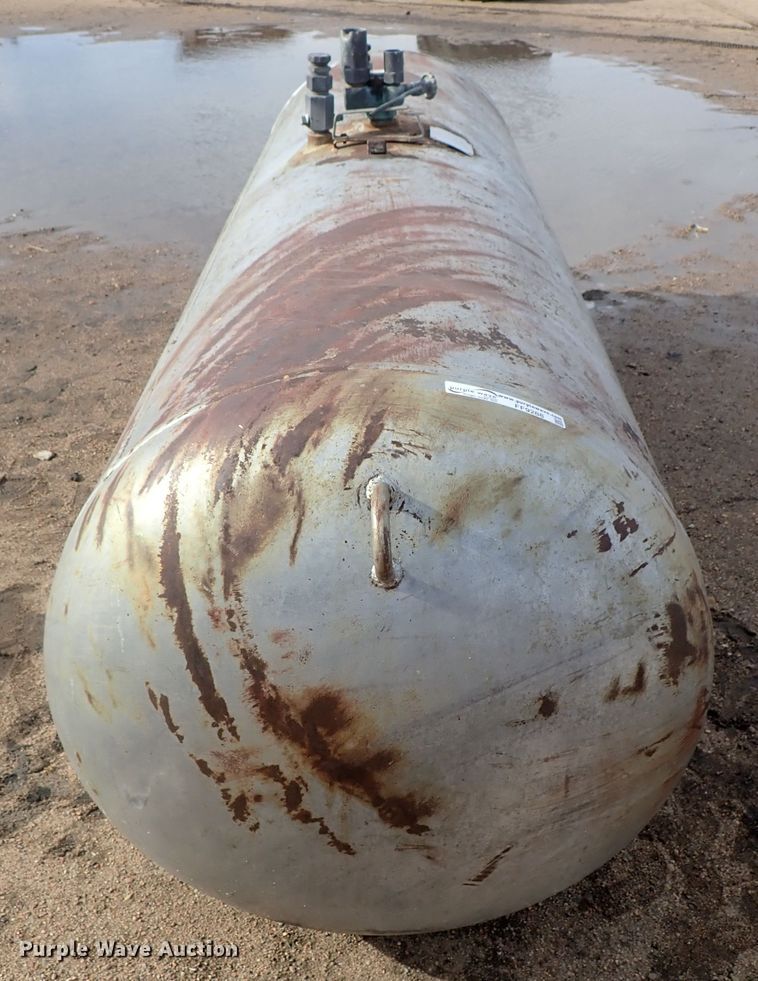 image for item FF9288 Black, Sivalls, & Bryson propane tank