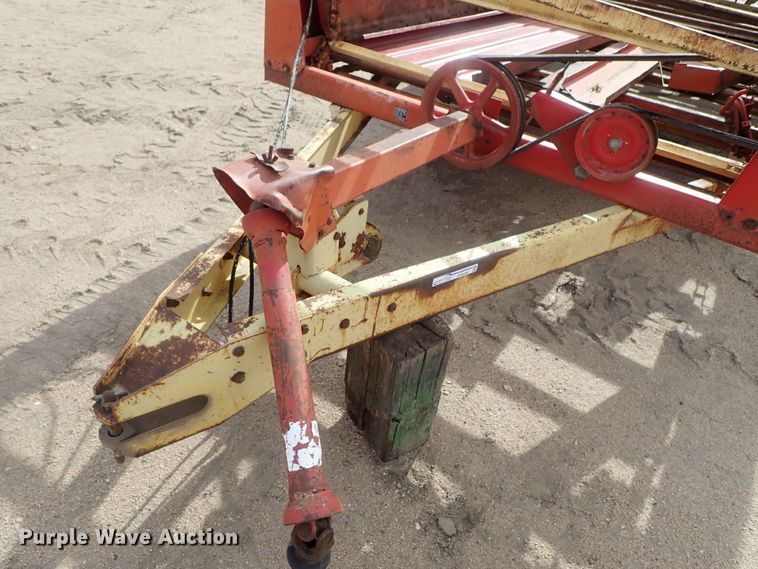 image for item FF9289 New Holland 791 manure spreader