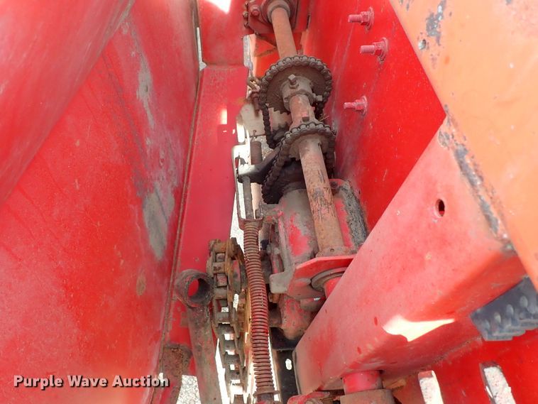 image for item FF9289 New Holland 791 manure spreader