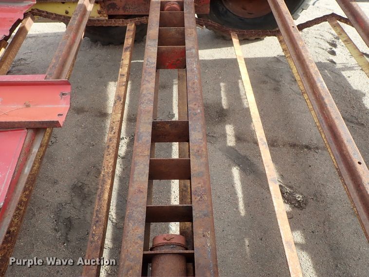 image for item FF9289 New Holland 791 manure spreader