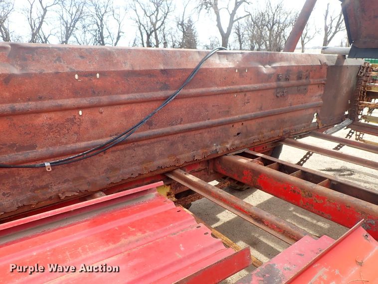 image for item FF9289 New Holland 791 manure spreader