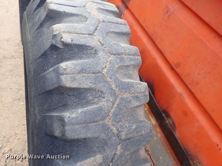 image for item FF9289 New Holland 791 manure spreader