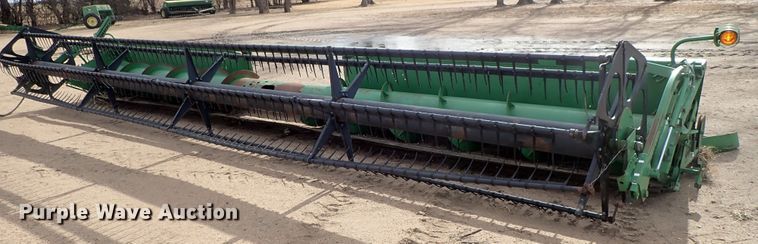 image for item FF9291 1995 John Deere 930 platform head