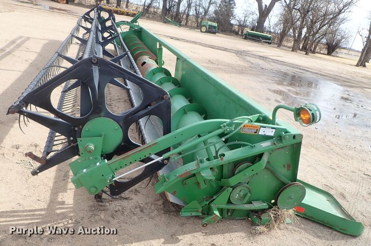 image for item FF9291 1995 John Deere 930 platform head