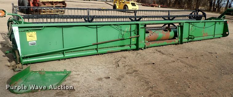 image for item FF9291 1995 John Deere 930 platform head