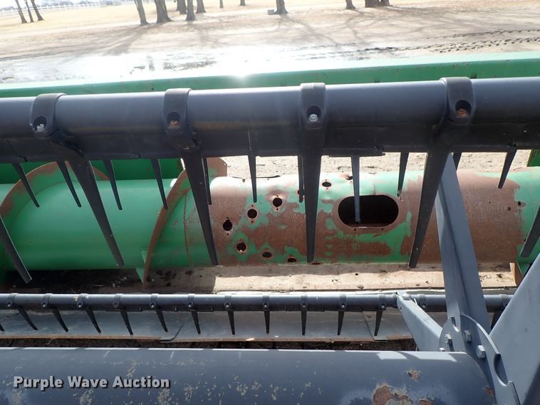 image for item FF9291 1995 John Deere 930 platform head