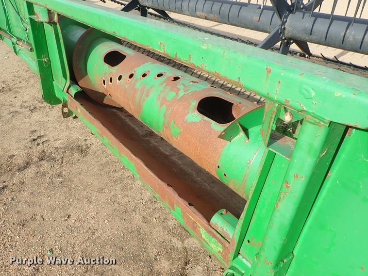 image for item FF9291 1995 John Deere 930 platform head