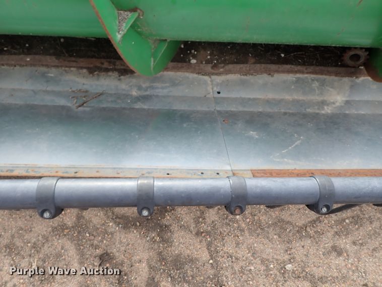 image for item FF9291 1995 John Deere 930 platform head