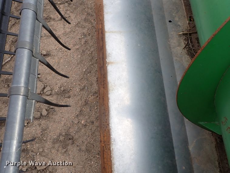 image for item FF9291 1995 John Deere 930 platform head