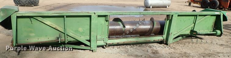 image for item FF9293 John Deere 853A All-Crop row head