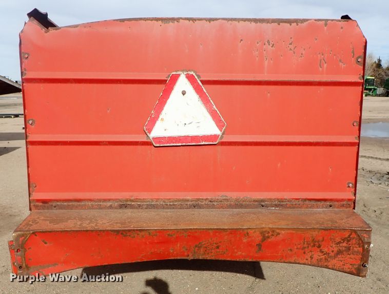 image for item FF9294 Eitzen 1800 feed wagon