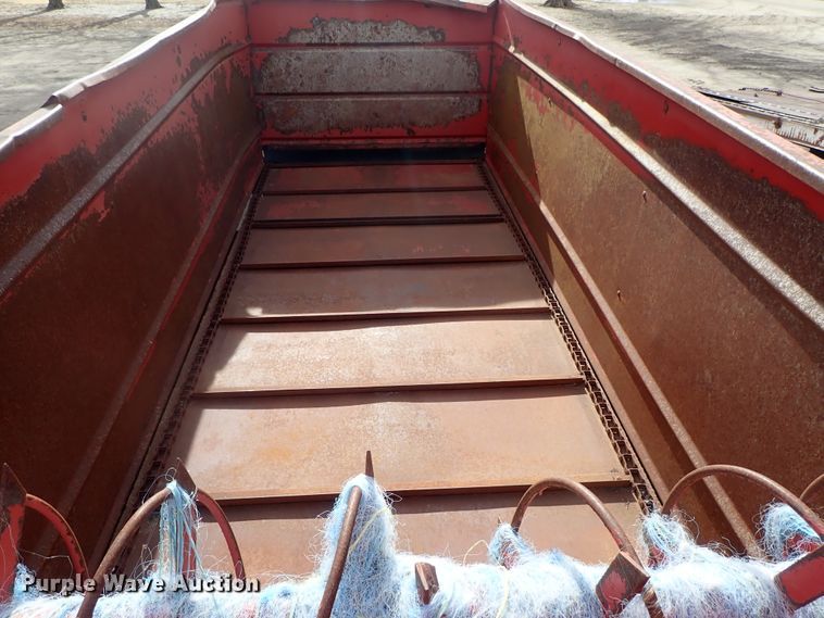 image for item FF9294 Eitzen 1800 feed wagon