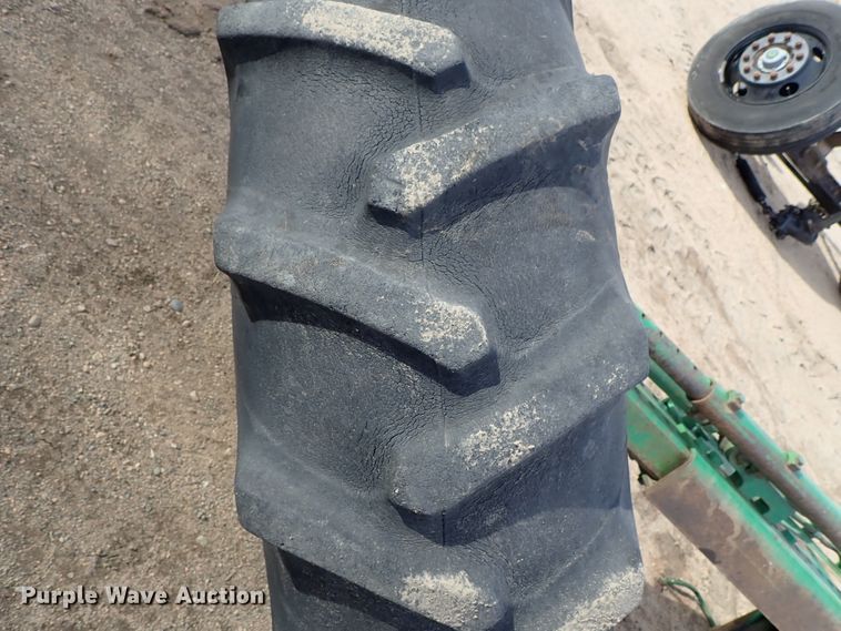 image for item FF9302 John Deere 9500 rear axle