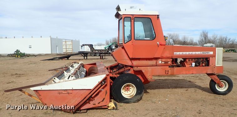image for item FF9306 Hesston 620 windrower