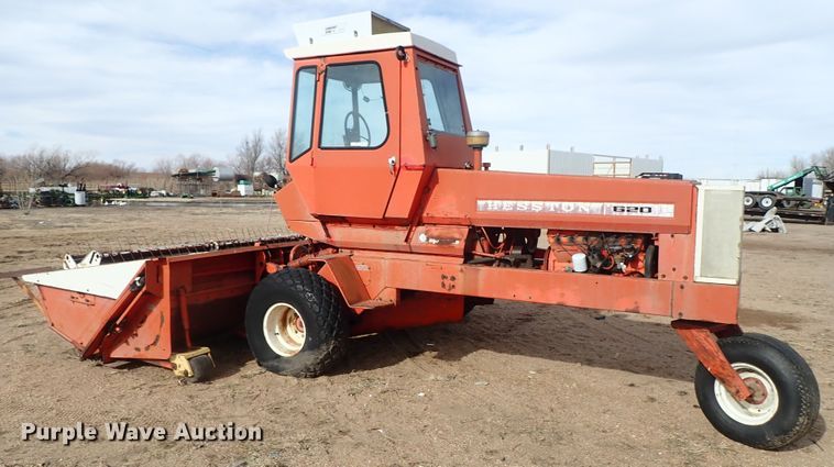 image for item FF9306 Hesston 620 windrower