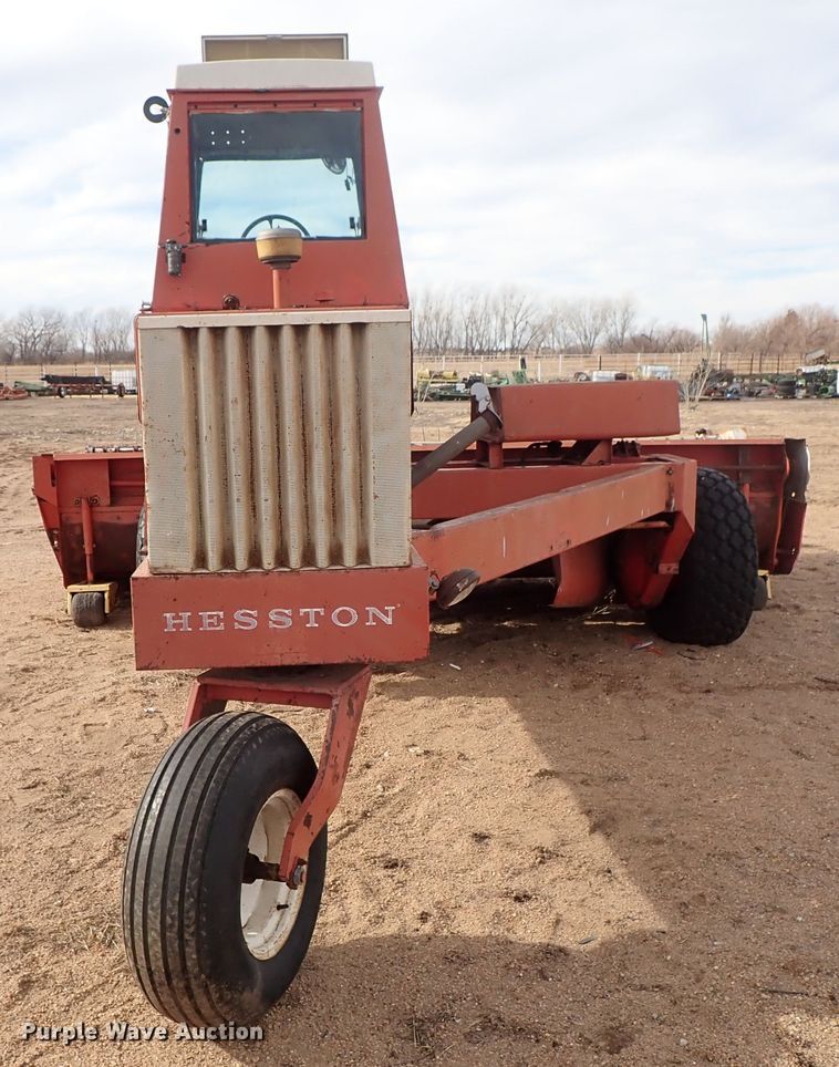 image for item FF9306 Hesston 620 windrower