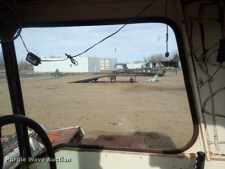 image for item FF9306 Hesston 620 windrower