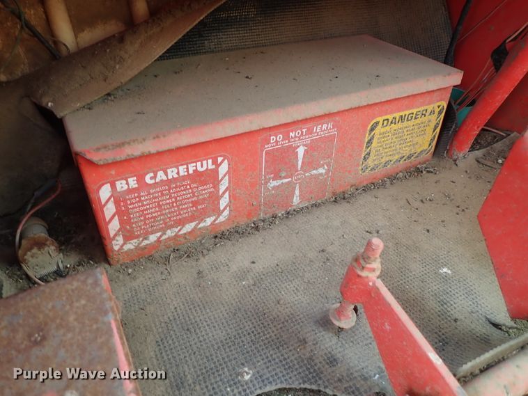 image for item FF9306 Hesston 620 windrower