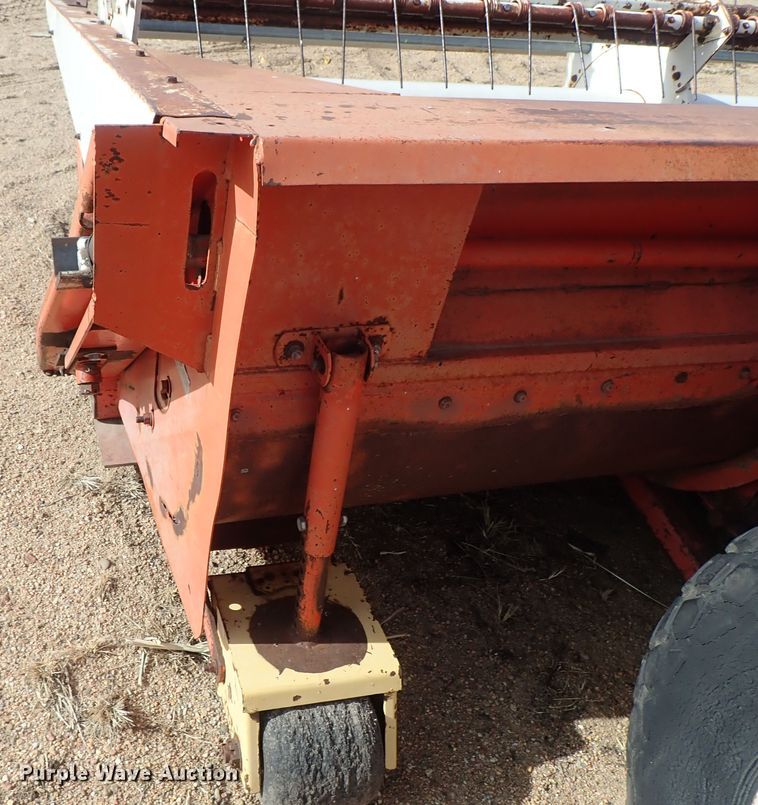 image for item FF9306 Hesston 620 windrower