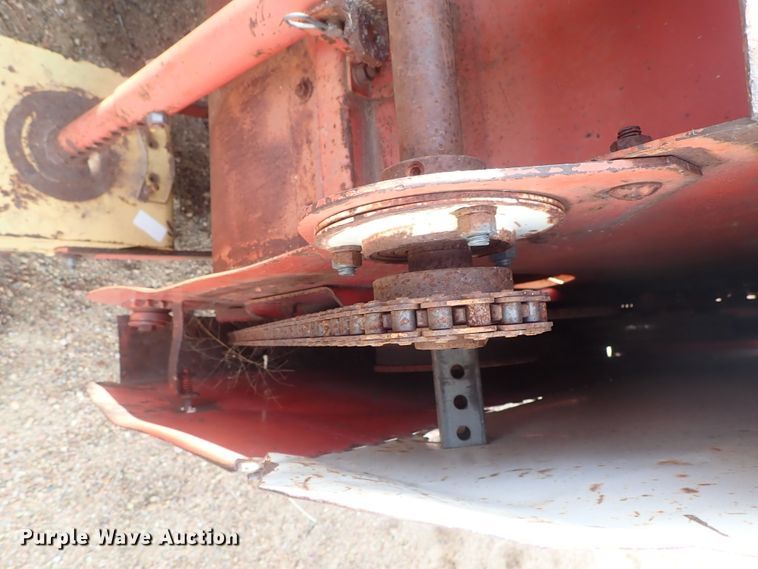 image for item FF9306 Hesston 620 windrower