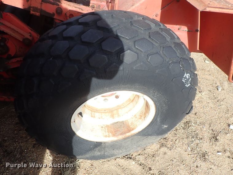 image for item FF9306 Hesston 620 windrower