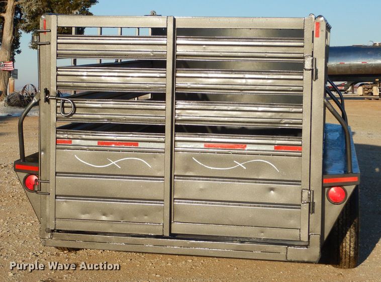 image for item GB9573 W-W livestock trailer