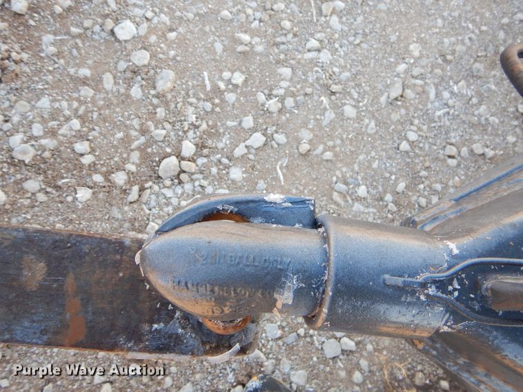 image for item GB9573 W-W livestock trailer