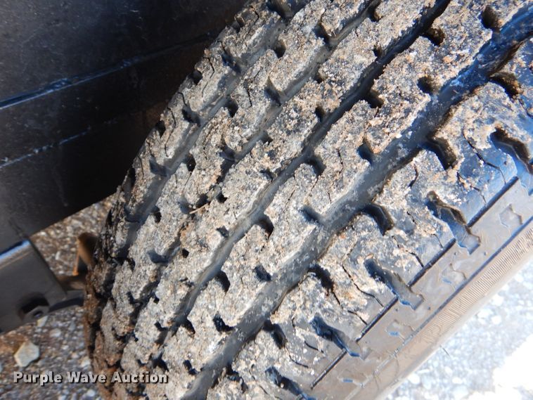 image for item GB9573 W-W livestock trailer