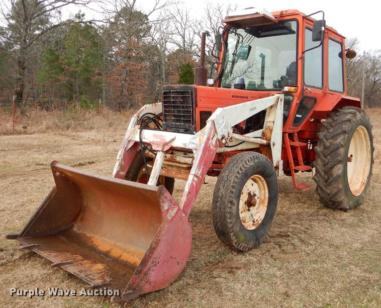 image for item GB9583 Belarus 560 tractor