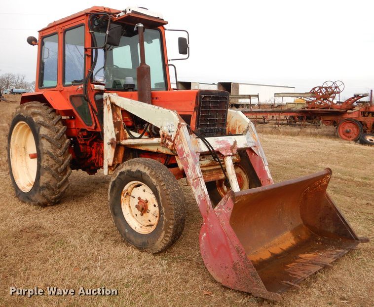 image for item GB9583 Belarus 560 tractor