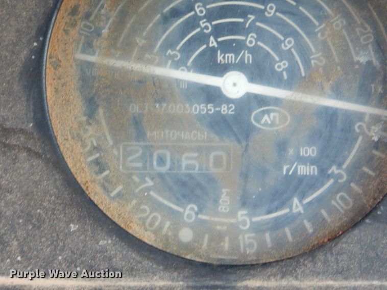 image for item GB9583 Belarus 560 tractor