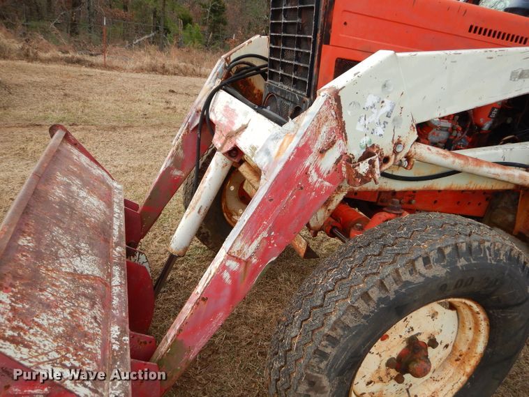 image for item GB9583 Belarus 560 tractor