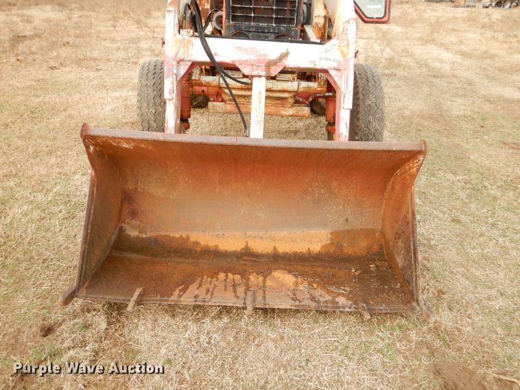 image for item GB9583 Belarus 560 tractor