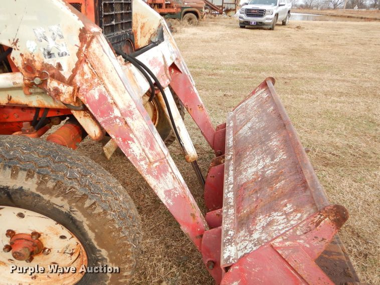 image for item GB9583 Belarus 560 tractor