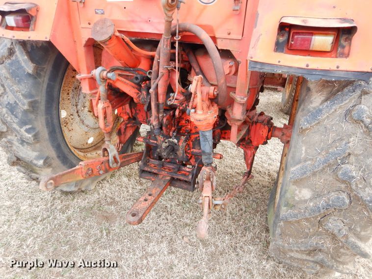 image for item GB9583 Belarus 560 tractor