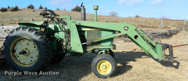 image for item GE9866 1966 John Deere 3020 tractor