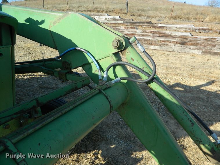 image for item GE9866 1966 John Deere 3020 tractor