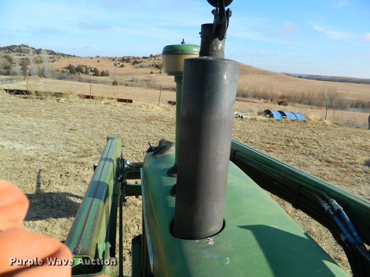 image for item GE9866 1966 John Deere 3020 tractor