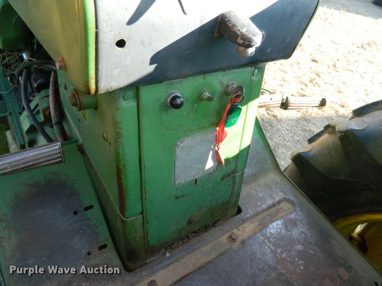 image for item GE9866 1966 John Deere 3020 tractor