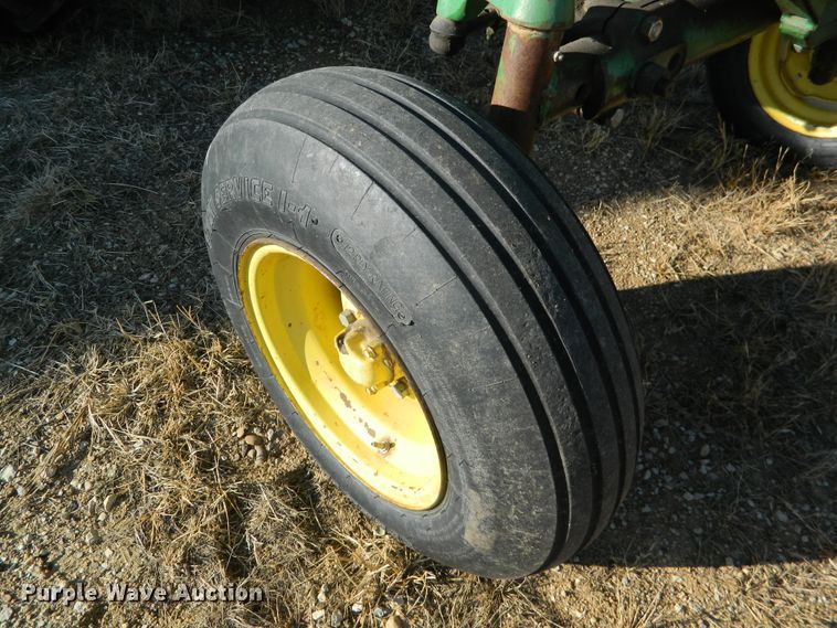 image for item GE9866 1966 John Deere 3020 tractor