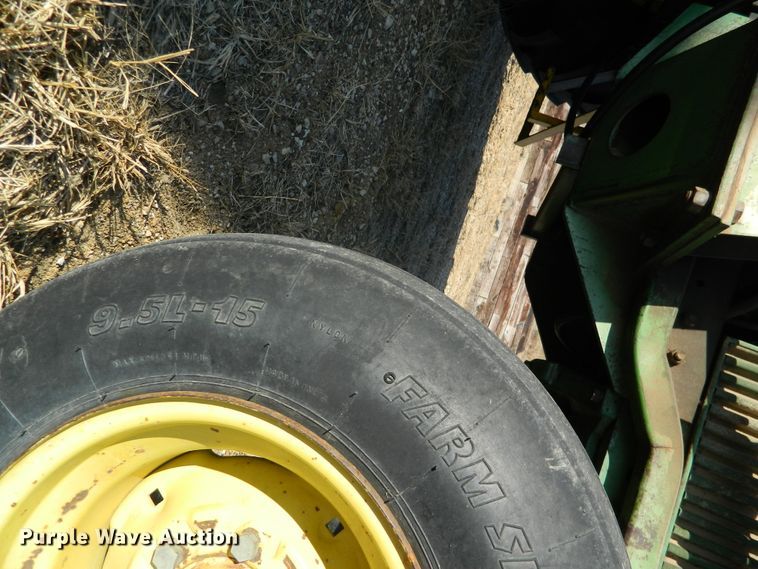 image for item GE9866 1966 John Deere 3020 tractor