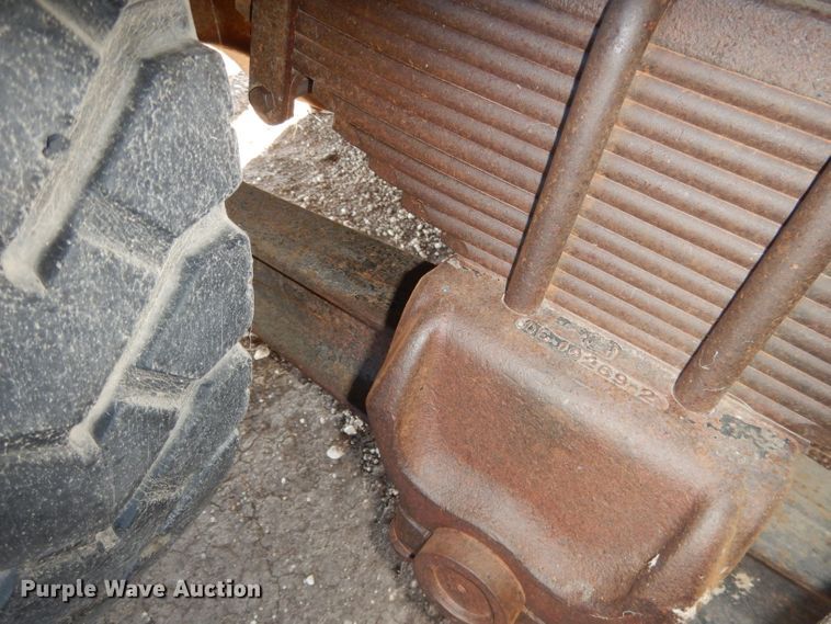 image for item DG5882 1976 Ford LNT9000 grain truck