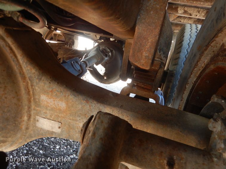 image for item DG5882 1976 Ford LNT9000 grain truck